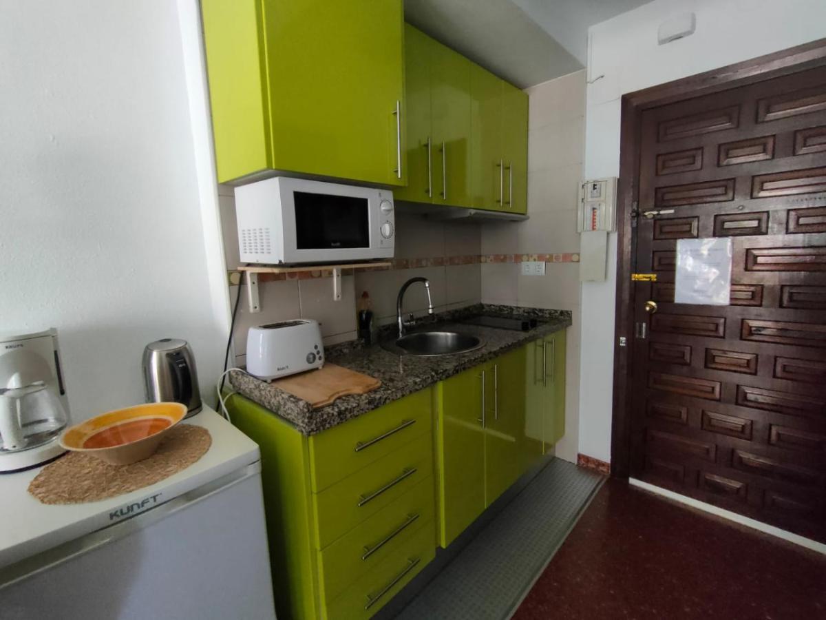 Flat2 Studio 150M From The Beach With Pool Torre Del Mar Ngoại thất bức ảnh